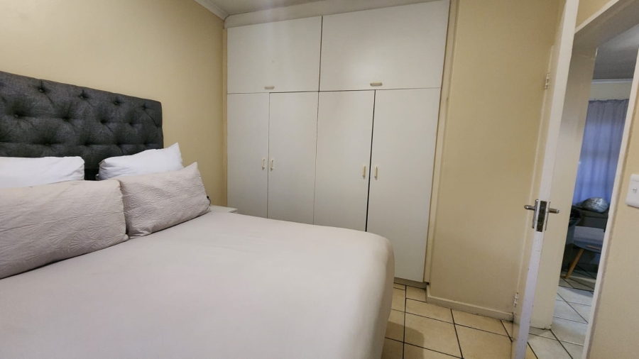 To Let 1 Bedroom Property for Rent in Brackenfell South Western Cape